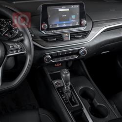 نيسان ألتيما